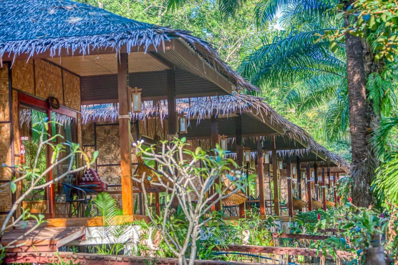 Baan Suan Farmstay Koh Lanta Exterior photo